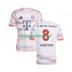 Herre FC Bayern München drakt Leon Goretzka 8 Borte 2025-2026 Korte Ermer Herre FC Bayern München drakt Leon Goretzka 8 Borte 2025-2026 Korte Ermer