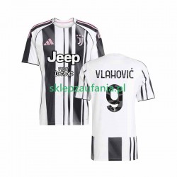Herre Juventus drakt Vlahovic 9 Hjemme 2025-2026 Korte Ermer Herre Juventus drakt Vlahovic 9 Hjemme 2025-2026 Korte Ermer