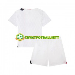 3-13 år Barn AC Milan drakt Borte 2023-2024 Korte Ermer