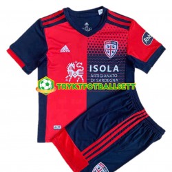 3-13 år Barn Cagliari drakt Hjemme 2021-22 Korte Ermer 3-13 år Barn Cagliari drakt Hjemme 2021-22 Korte Ermer