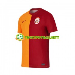 Herre Galatasaray drakt Hjemme 2023-2024 Korte Ermer Herre Galatasaray drakt Hjemme 2023-2024 Korte Ermer