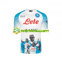 Herre Napoli drakt Face Game Osimhen 9 Hjemme 2022-23 Korte Ermer Herre Napoli drakt Face Game Osimhen 9 Hjemme 2022-23 Korte Ermer