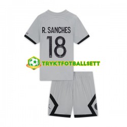 3-13 år Barn Paris Saint-Germain drakt R.Sanches 18 Borte 2022-23 Korte Ermer 3-13 år Barn Paris Saint-Germain drakt R.Sanches 18 Borte 2022-23 Korte Ermer