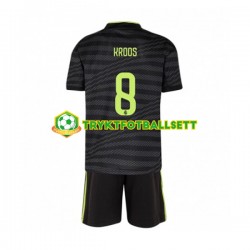 3-13 år Barn Real Madrid drakt Toni Kroos 8 Tredje 2022-23 Korte Ermer 3-13 år Barn Real Madrid drakt Toni Kroos 8 Tredje 2022-23 Korte Ermer