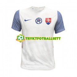 Herre Slovakia drakt Borte 2022-23 Korte Ermer Herre Slovakia drakt Borte 2022-23 Korte Ermer