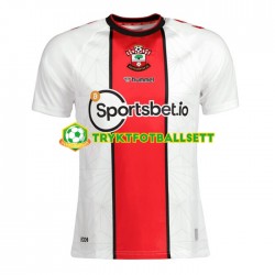 Herre Southampton drakt Hjemme 2022-23 Korte Ermer Herre Southampton drakt Hjemme 2022-23 Korte Ermer