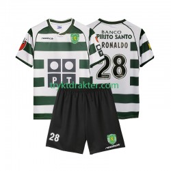 3-13 år Barn Sporting CP drakt Cristiano Ronaldo 28 2001 2003 Retro Hjemme Korte Ermer 3-13 år Barn Sporting CP drakt Cristiano Ronaldo 28 2001 2003 Retro Hjemme Korte Ermer