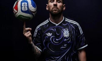 Argentinas bortedrakt har kløverlogoen for første gang