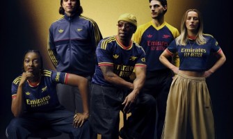 Arsenal avduker sin nye bortedrakt for den kommende sesongen