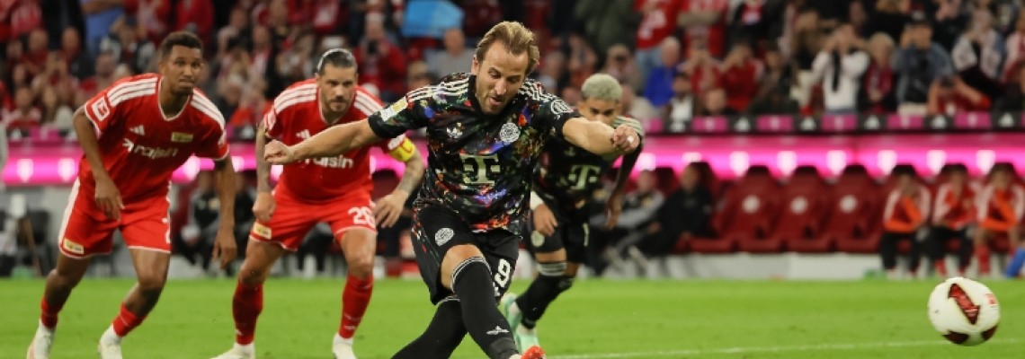 Kane når 100-målsgrensen på rekordtid!