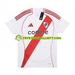 Herre CA River Plate drakt Hjemme 2024-2025 Korte Ermer Herre CA River Plate drakt Hjemme 2024-2025 Korte Ermer